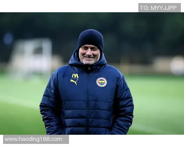 节俭生活与足球荣耀并行 多位足球明星如何用智慧理财实现财务自由